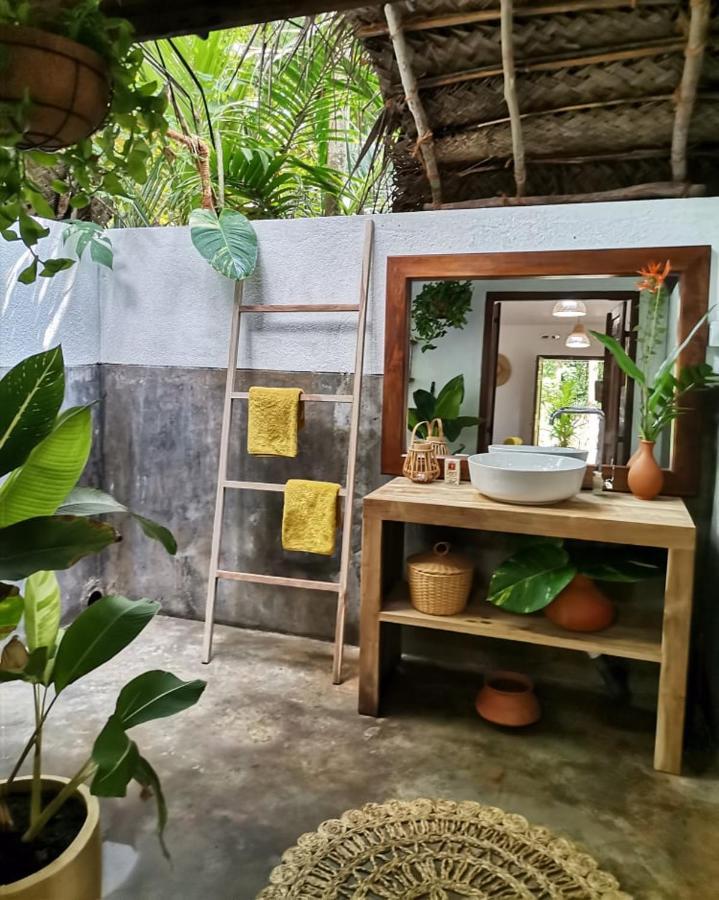 Ferienwohnung Le Cabanon Dikwella Exterior foto